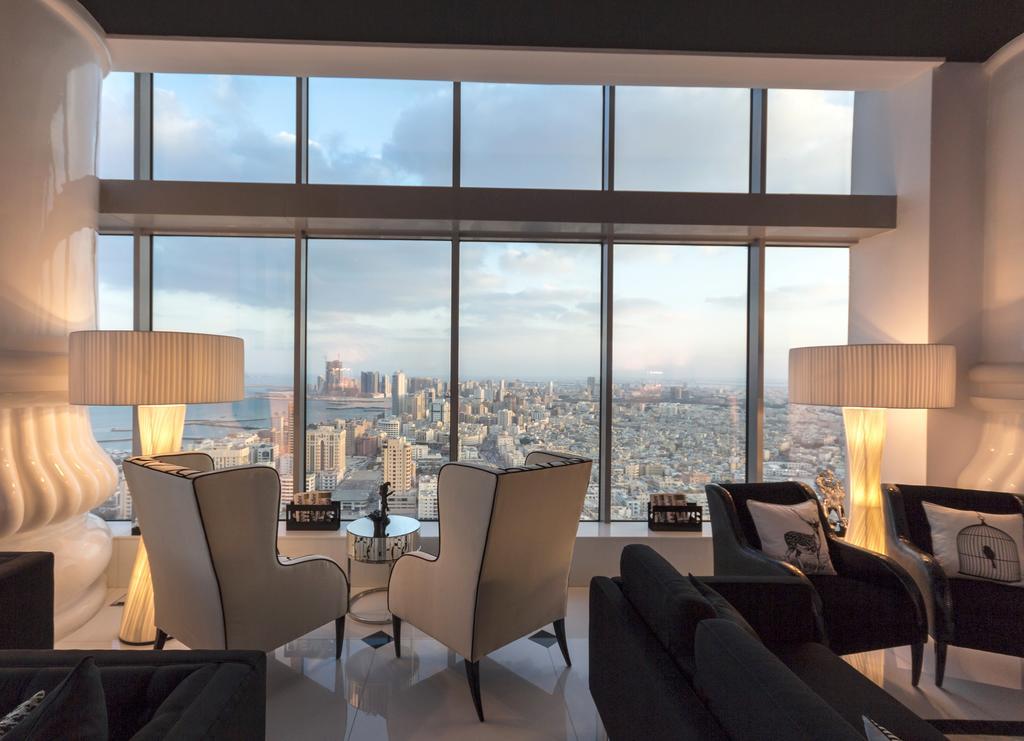 מנאמה The Domain Bahrain Hotel And Spa - Adults Friendly 16 Years Plus מראה חיצוני תמונה The view from the 30th floor of the Ritz-Carlton